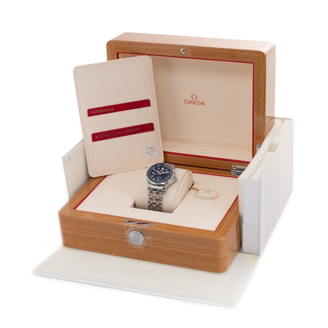 Omega Seamaster 300m 212.30.36.20.03.001 Image 5